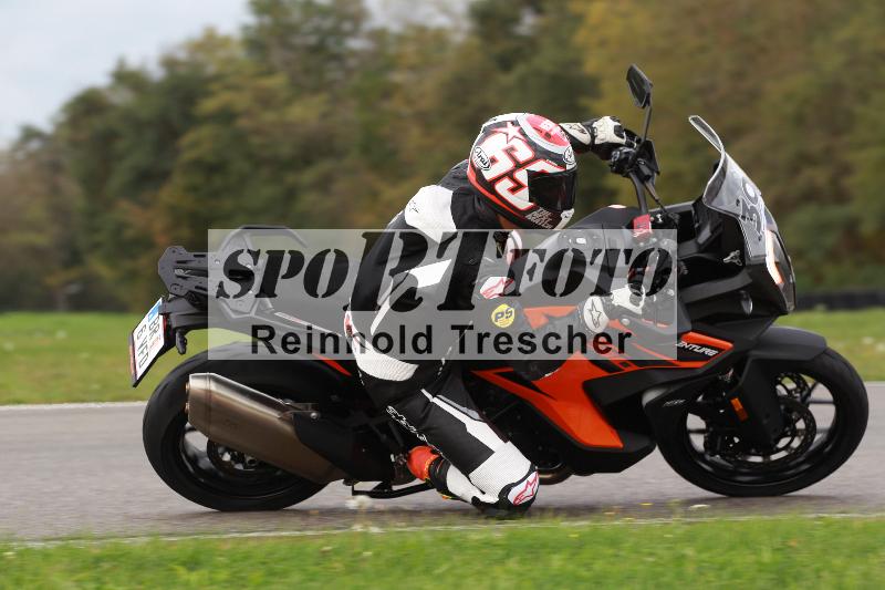 /Archiv-2022/68 13.10.2022 Speer Racing ADR/Freies Fahren rot und gelb/32